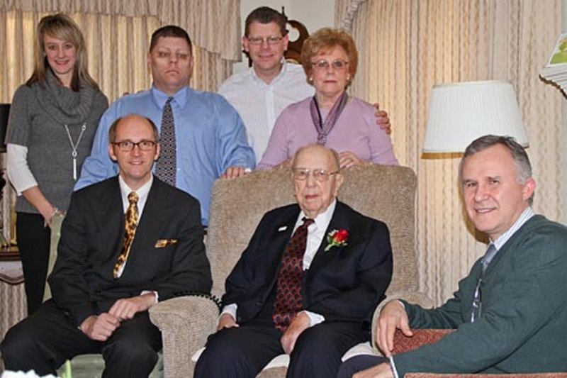 Основатель Big Dutchman отметил свой 100-летний юбилей Основатель Big Dutchman отметил свой 100-летний юбилей