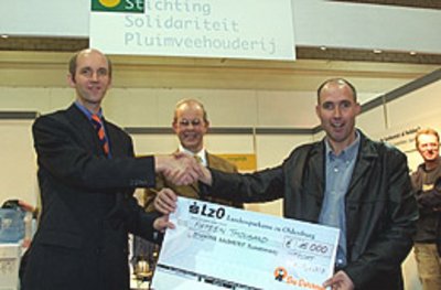 15.000 Euro für Solidaritätsfonds