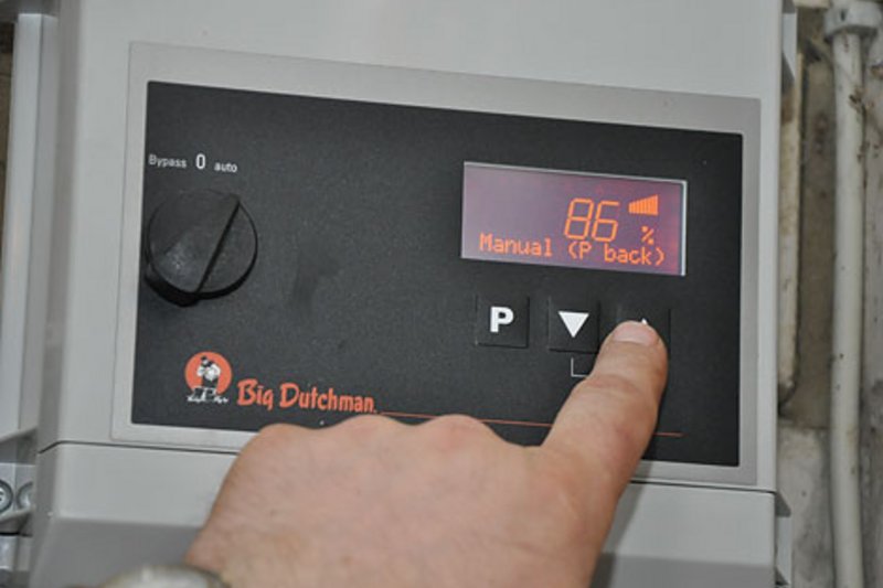 Экономия за счет новой СИД-техники для птичников Экономия за счет новой СИД-техники для птичников