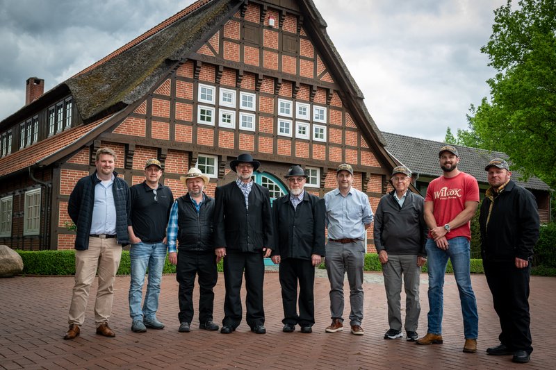 Групповое фото