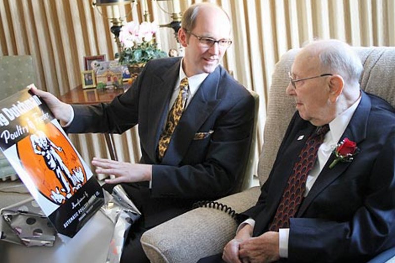 Основатель Big Dutchman отметил свой 100-летний юбилей Основатель Big Dutchman отметил свой 100-летний юбилей