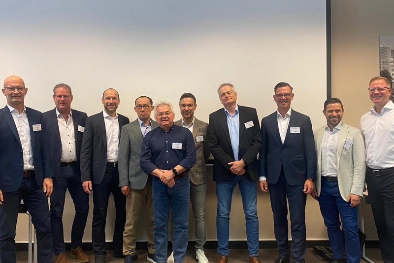 Групповая фотография