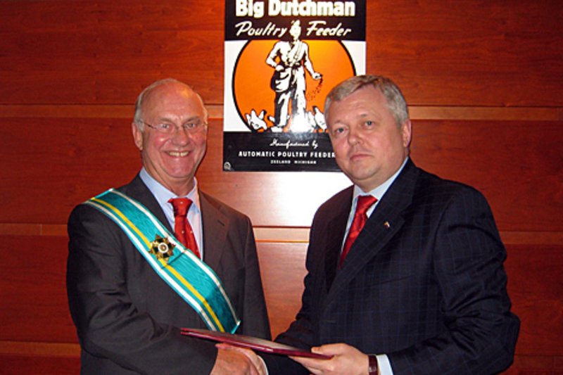 Сельское хозяйство: оборудование - птицеводство и свиноводство