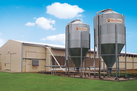 Хранение и транспортировка корма