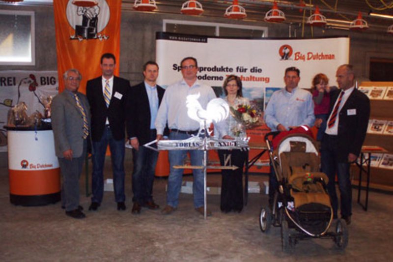 Открытие шести птичников на 324.000 голов