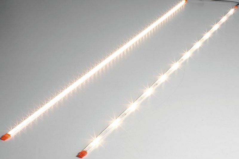 Dos tubos luminosos LED 
