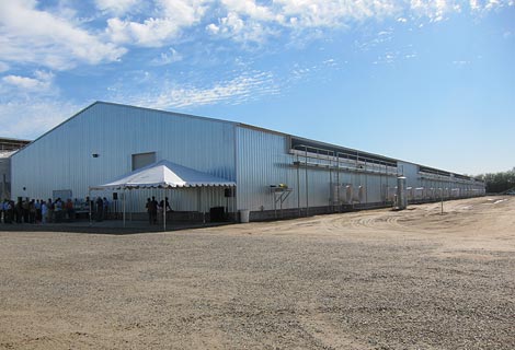 USA: Enriched colony system for housing of 150,000 hens - Big Dutchman